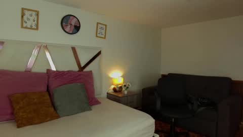 lauraagomezz__ online show from 03-07-25, 02:04