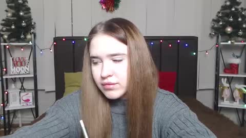 LauraHlot online show from 12-27-24, 10:59