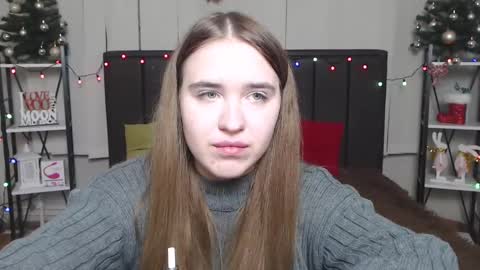 LauraHlot online show from 12-28-24, 05:02