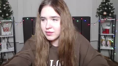 LauraHlot online show from 12-30-24, 01:04