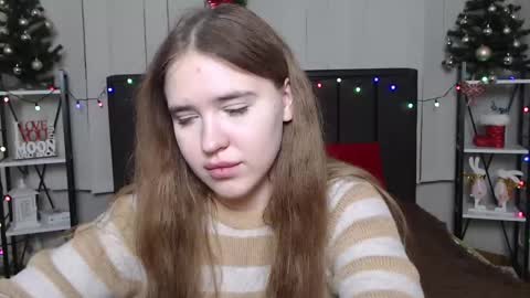 LauraHlot online show from 12-31-24, 01:26