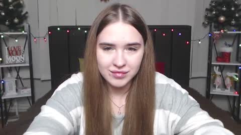 LauraHlot online show from 01-10-25, 01:21