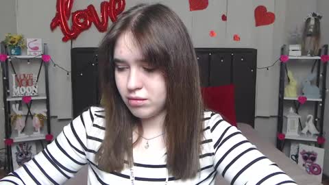 LauraHlot online show from 03-08-25, 04:50