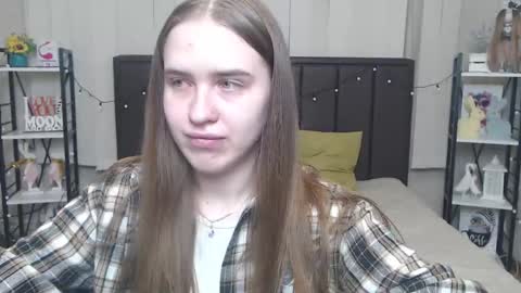 LauraHlot online show from 09-17-25, 06:31