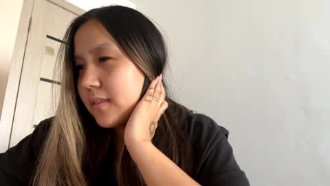 Miko online show from 03-31-26, 10:37