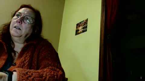 laureanne online show from 12-17-24, 08:21