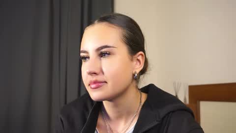 Monica online show from 11-09-25, 07:28