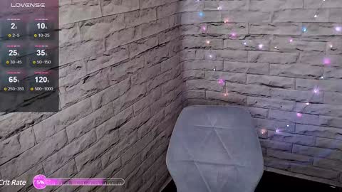 Snapshot of lauren_raquel chatting on 01-10-25, 06:49 Eva online show from 01-10-25, 06:49