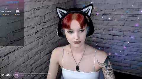 Snapshot of lauren_raquel chatting on 02-11-25, 06:55 Eva online show from 02-11-25, 06:55