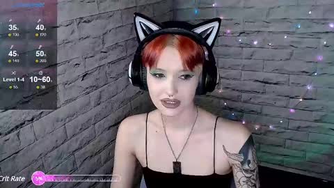 Snapshot of lauren_raquel chatting on 02-17-25, 06:37 Eva online show from 02-17-25, 06:37