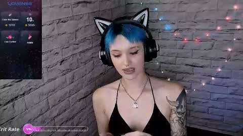 Eva online show from 10-26-25, 12:11