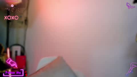 Snapshot of lauren_sweet7 chatting on 11-20-25, 06:02 Lauren online show from 11-20-25, 06:02