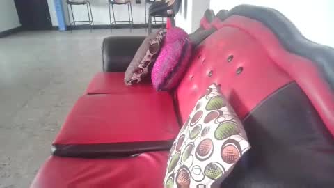 laurenhot94 online show from 10-29-25, 02:52