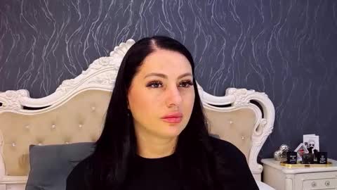 Laura online show from 11-05-25, 07:52