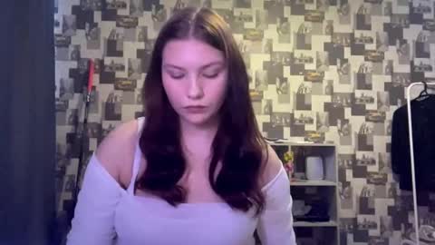 Hannah online show from 09-23-25, 04:21