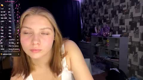 Snapshot of laurenjungling chatting on 11-20-25, 05:01 Hannah online show from 11-20-25, 05:01