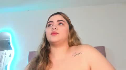 Snapshot of laurenlaine99 chatting on 10-17-25, 12:08 laurenlaine online show from 10-17-25, 12:08