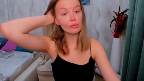 laurennhill online show from 09-15-25, 12:21