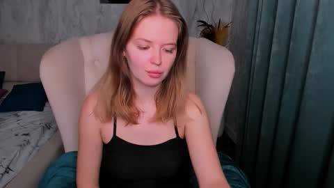 laurennhill online show from 10-25-25, 12:29