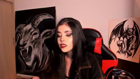  LAUREN INDEPENDENT MODEL HELP ME REACH 100 LIKES PLS  online show from 10-28-25, 02:04