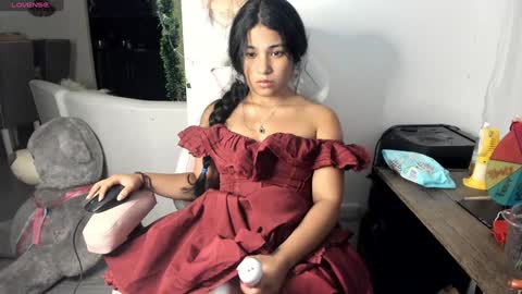 daniela angel     online show from 01-01-25, 07:41