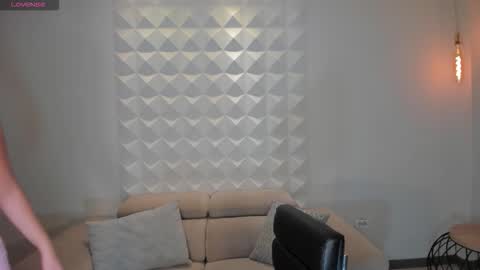 Laurent Rosse  online show from 11-29-25, 07:28