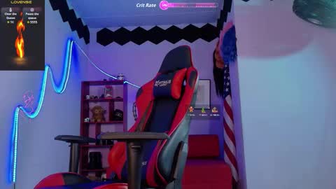 ANA LAURA online show from 10-22-25, 09:03