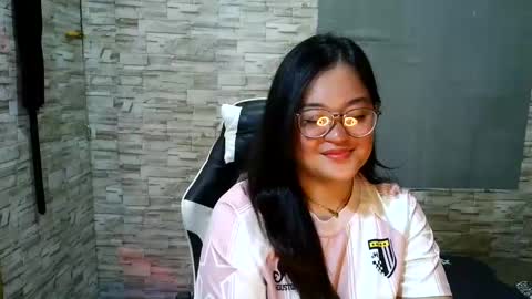 laurine_sexy21 online show from 09-10-25, 01:33