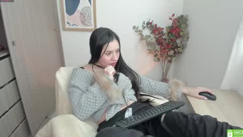 Lauryn online show from 10-03-25, 07:33