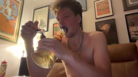 Snapshot of lausfavorite chatting on 10-22-25, 04:13 lausfavorite online show from 10-22-25, 04:13