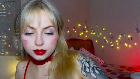 Snapshot of lavenderlav chatting on 12-26-24, 11:10 Melissa online show from 12-26-24, 11:10