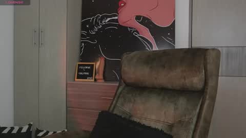 Mara online show from 11-14-25, 02:43