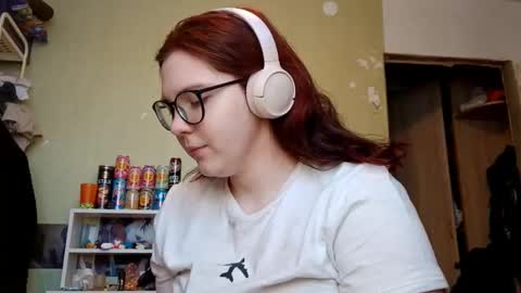 Adeline online show from 02-02-26, 09:19