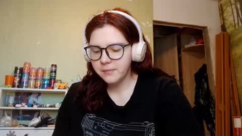 Adeline online show from 02-03-26, 06:51