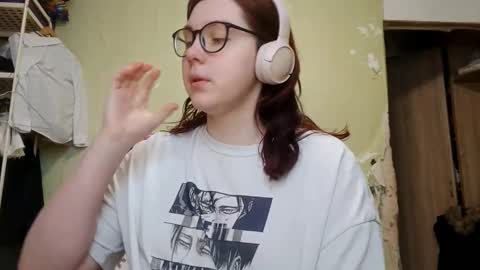 Adeline online show from 02-09-26, 07:45