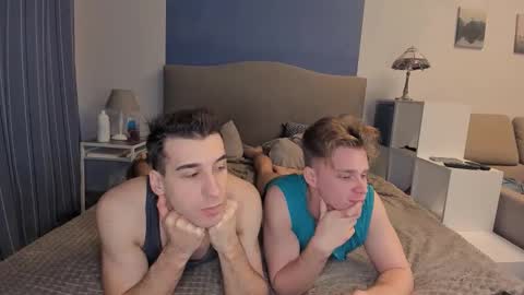 Snapshot of lawrence_miles chatting on 12-18-25, 11:27 Lawrence online show from 12-18-25, 11:27