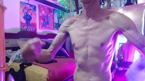 Laye19 online show from 12-11-24, 12:23