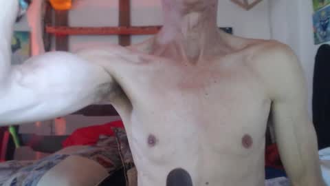 Laye19 online show from 02-14-25, 06:19