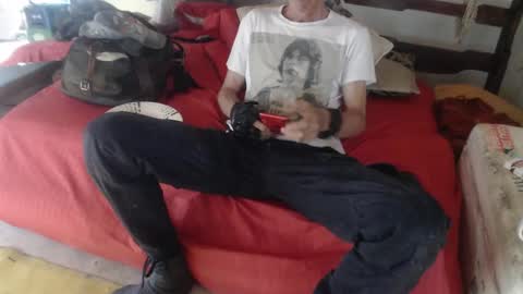 Laye19 online show from 03-04-25, 07:43