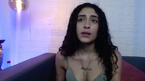 Layla online show from 02-18-25, 02:27