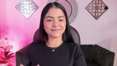 Layla Breezee online show from 02-04-26, 12:44