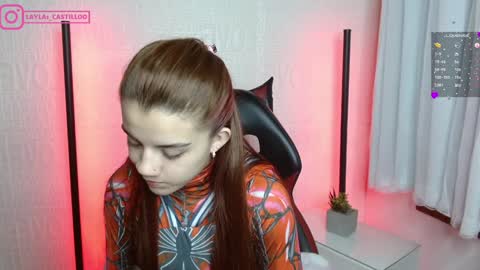 Layla online show from 12-20-24, 02:16