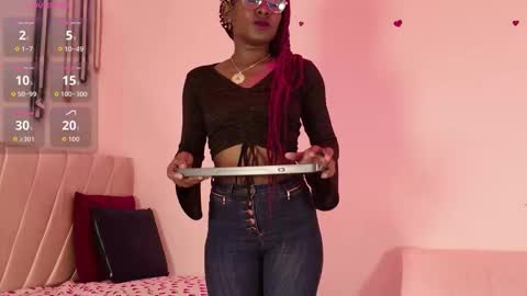 Snapshot of layla_collins_ chatting on 03-02-26, 07:32 layla online show from 03-02-26, 07:32