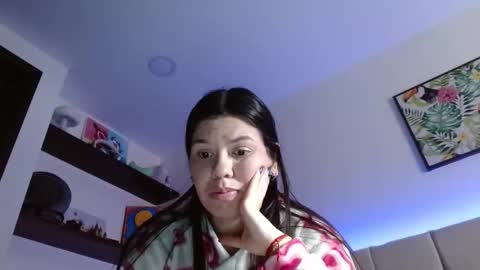 Lia and Rachel online show from 12-21-25, 07:43