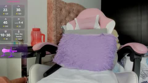 LAYLA online show from 12-03-25, 04:38