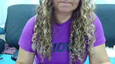 kelly online show from 01-31-25, 04:47