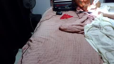 kelly online show from 02-15-25, 04:25