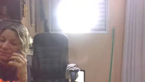 kelly online show from 02-10-26, 07:40