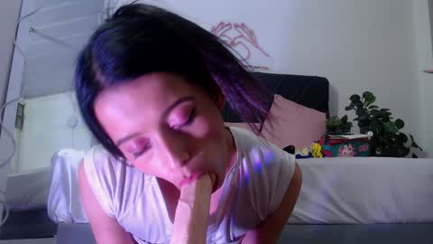 laylafoxy_tay online show from 01-20-25, 09:35