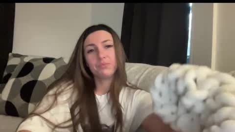 Snapshot of laylahlaylah1 chatting on 11-10-25, 01:21 laylahlaylah1 online show from 11-10-25, 01:21